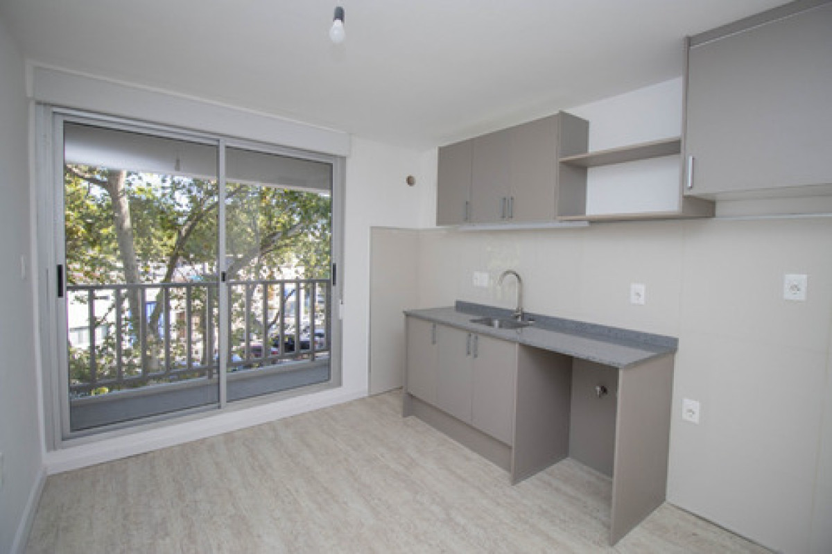 Venta Con Renta Divino Apartamento Nuevo De 1 Dormitorio Con Cochera En La Aguada! Consulte! cod 1182