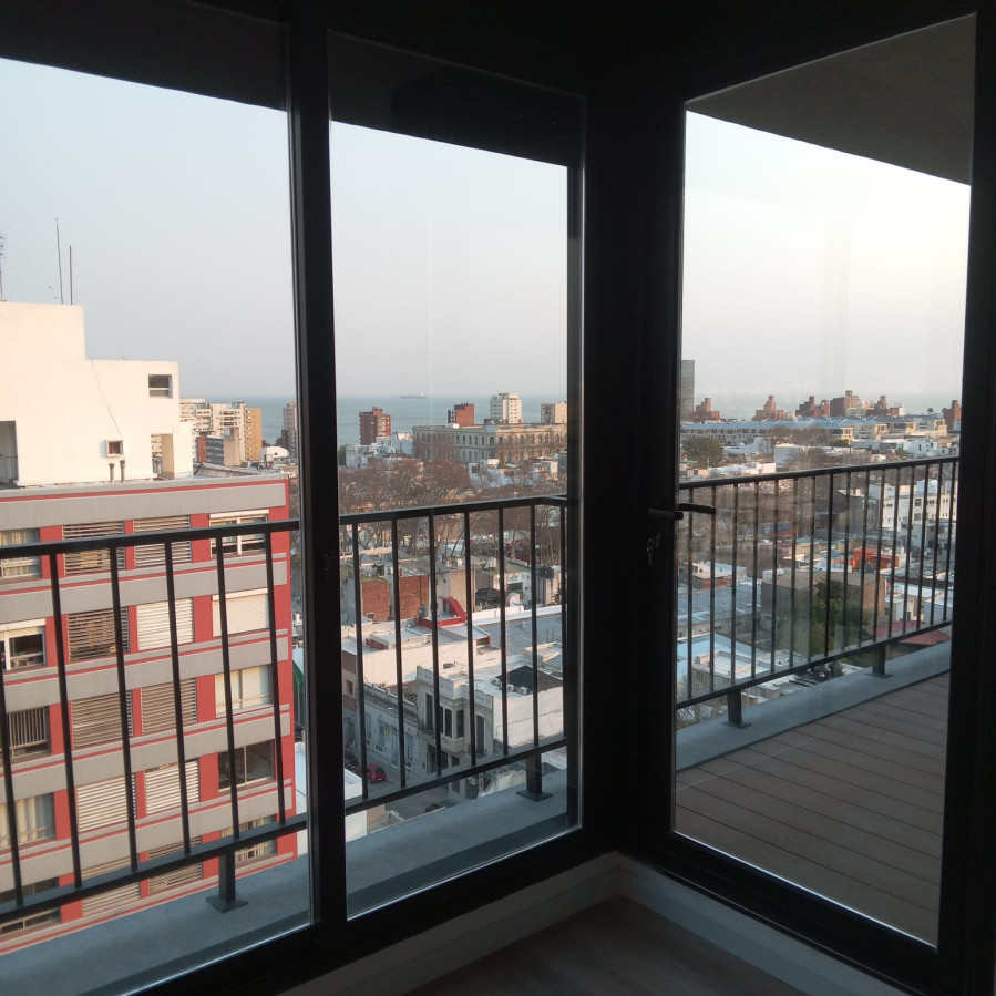 Apartamento ID.1572 - Venta Apartamento 2 Dormitorios en Punta Carretas con Orientación Noroeste.