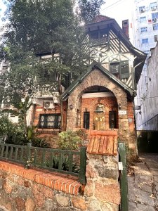 Alquiler Casa 6 Dormitorios en Pocitos (cod 888)