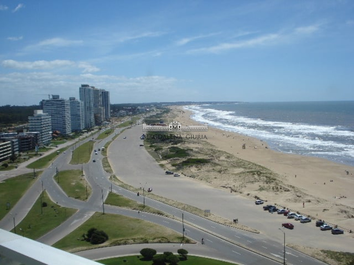 Brava - GoPunta - Portal Inmobiliario de Punta del Este - Maldonado