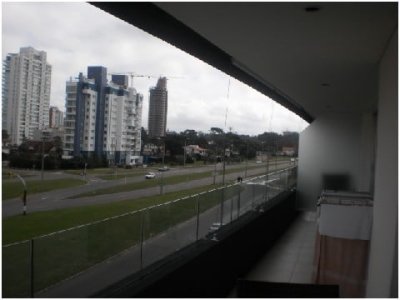 Apartamento en venta Playa Mansa 3 dormitorios