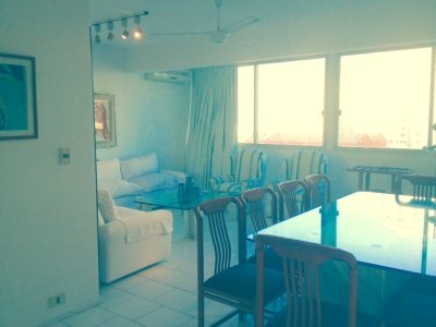 Apartamento en venta Playa Mansa 2 dormitorios