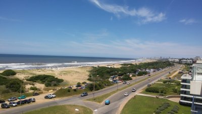 Apartamento en venta y alquiler temporario Playa Brava 4 dormitorios