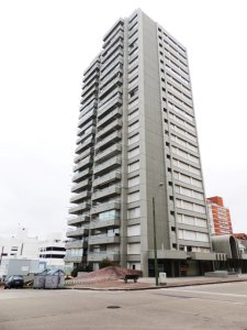 Apartamento en venta y alquiler temporario Peninsula 2 dormitorios