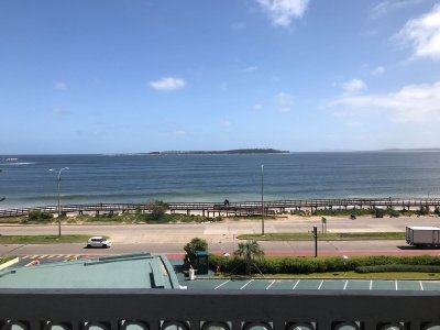 Apartamento en venta Playa Mansa 1 dormitorio