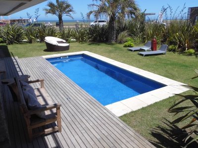 Apartamento en venta Manantiales  3 dormitorios