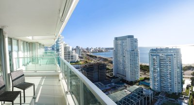 Apartamento en venta y alquiler temporario Playa Mansa 2 dormitorios