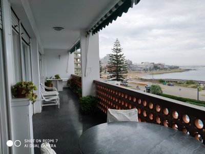Apartamento en venta Playa Mansa 2 dormitorios