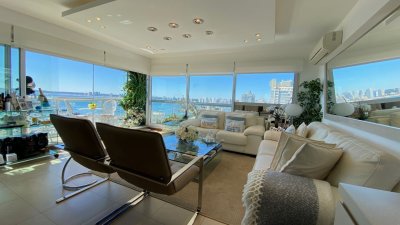 Apartamento en venta Peninsula 3 dormitorios