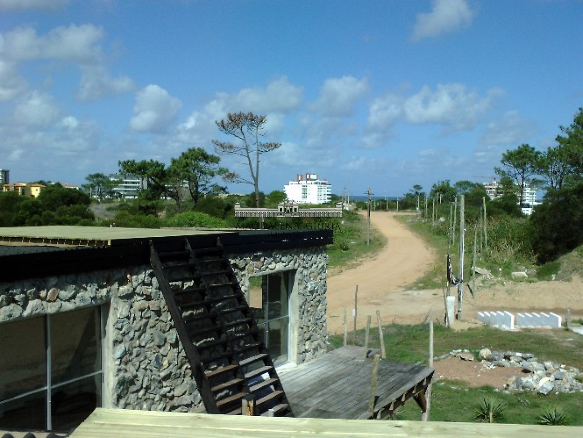 Brava - GoPunta - Portal Inmobiliario de Punta del Este - Maldonado