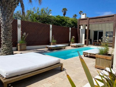 Casa en venta y alquiler temporario La Barra 5 dormitorios