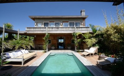 Casa en venta y alquiler temporario Punta Piedras 5 dormitorios