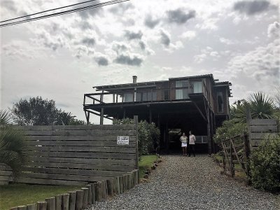 Casa en venta y alquiler temporario El Chorro  3 dormitorios