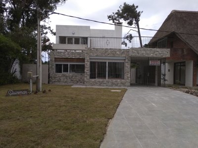 Casa en venta y alquiler temporario Cantegril 3 dormitorios