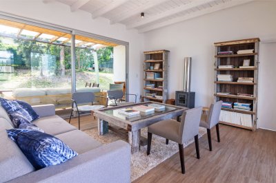ALQUILER ANUAL 3 dormitorios barrio privado Punta del Este