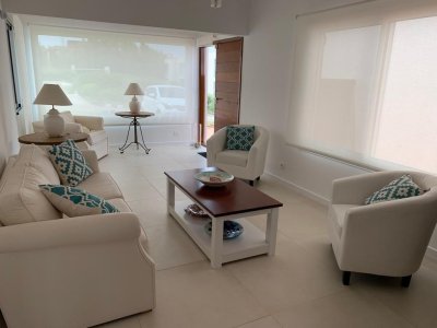 Casa en alquiler temporario Manantiales 2 ambientes
