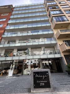 Alquiler apartamento 1 dormitorio amoblado   ( opcion garaje ) 