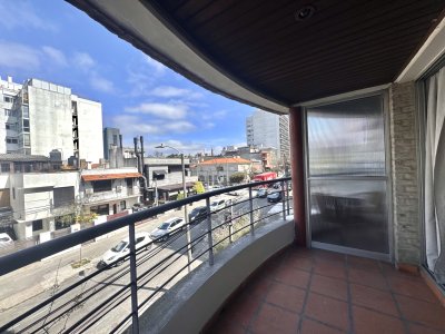 Alquiler Monoambiente con Balcón - Punta Carretas 