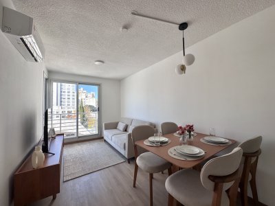 Alquiler apartamento amoblado 1 dormitorio + balcón + garage - Tres Cruces