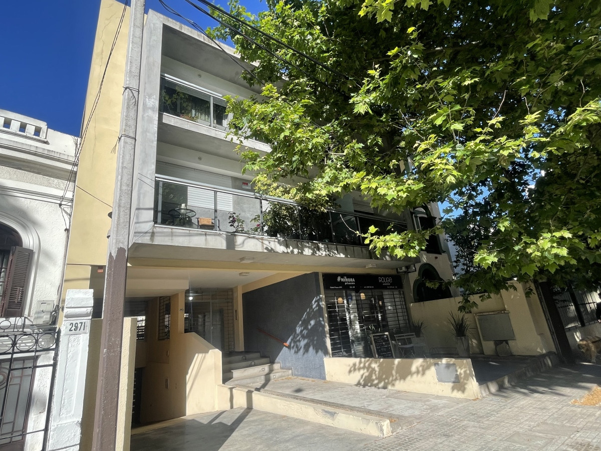 Venta apartamento 1 dormitorio + patio + garaje + box - Pocitos 