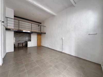 Alquiler oficina a pie de calle - Ciudad Vieja