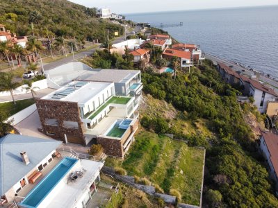 Sobre el Cerro San Antonio