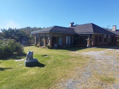Casa en primera linea