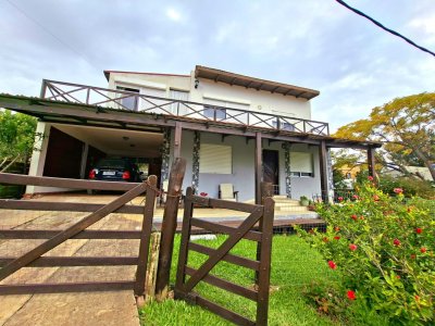 Casa con vista al mar