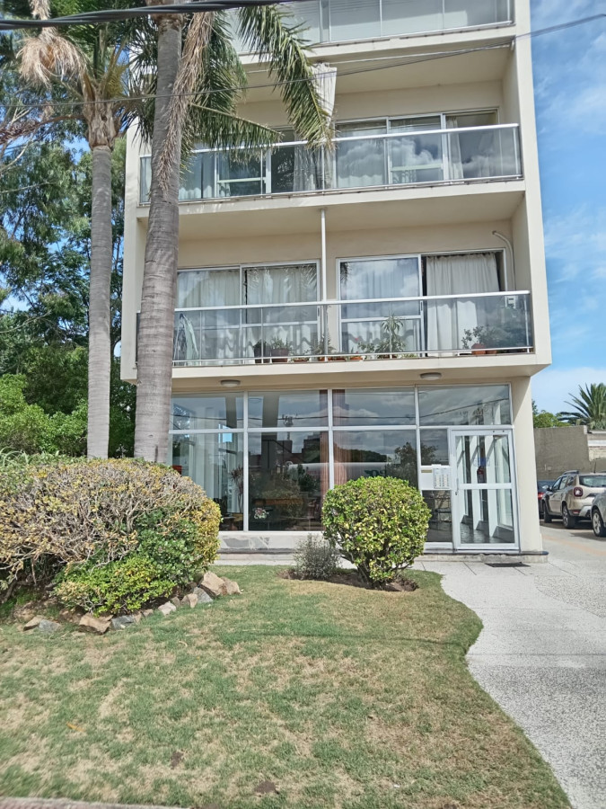 Apartamento a pasos del mar
