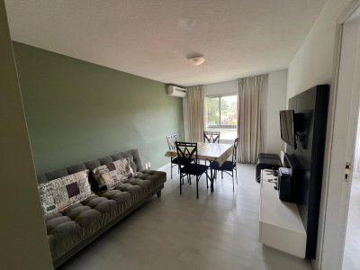 Apartamento 1 dormitorio Av. Roosevelt zona Cantegril
