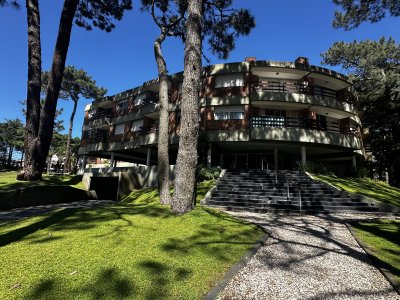 Apartamento de 2 dormitorios en Alquiler Temporal, ideal para familias. 