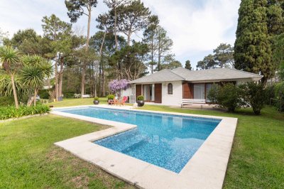 Excelente Casa Con Piscina climatizada en Alquiler temporal,