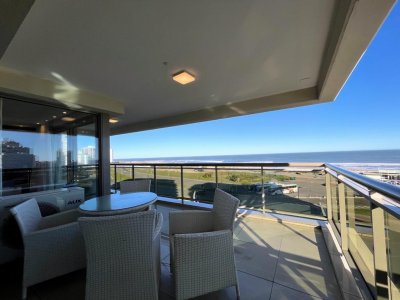 Hermoso apartamento en Torre de Categoria