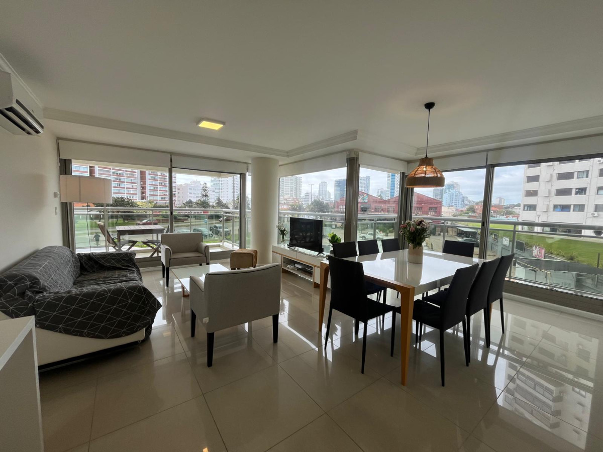 APARTAMENTO ALQUILER 2DA ENERO 2 DORMITORIOS PUNTA DEL ESTE
