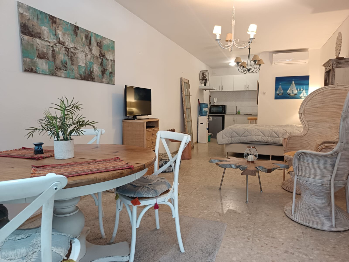 VENTA LOCAL PENÍNSULA 