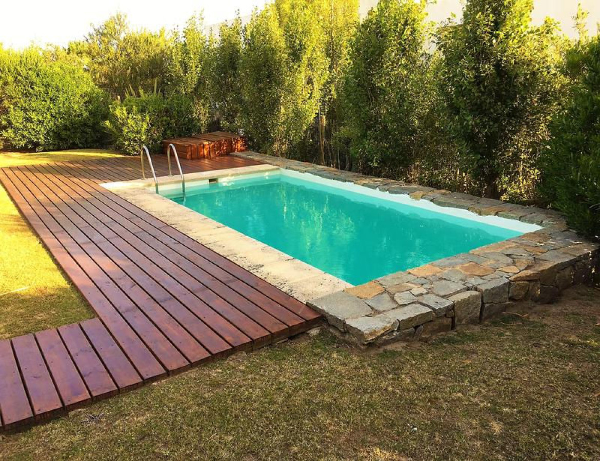 CASA 6 DORMITORIOS ALQUILER TEMPORADA PUNTA DE PIEDRAS 