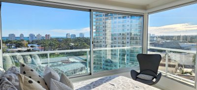 Venta de departamento de 2 dormitorios y 2 baños en Punta del Este.