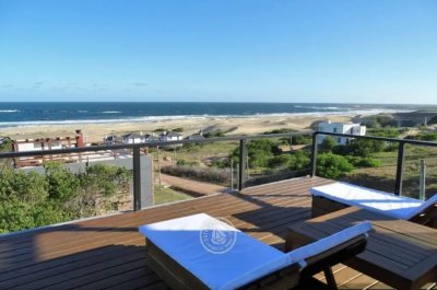 Increible casa con vista a la Viuda