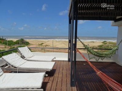 Venta Espectacular casa de 3 dormitorios frente al mar en Punta del Diablo.