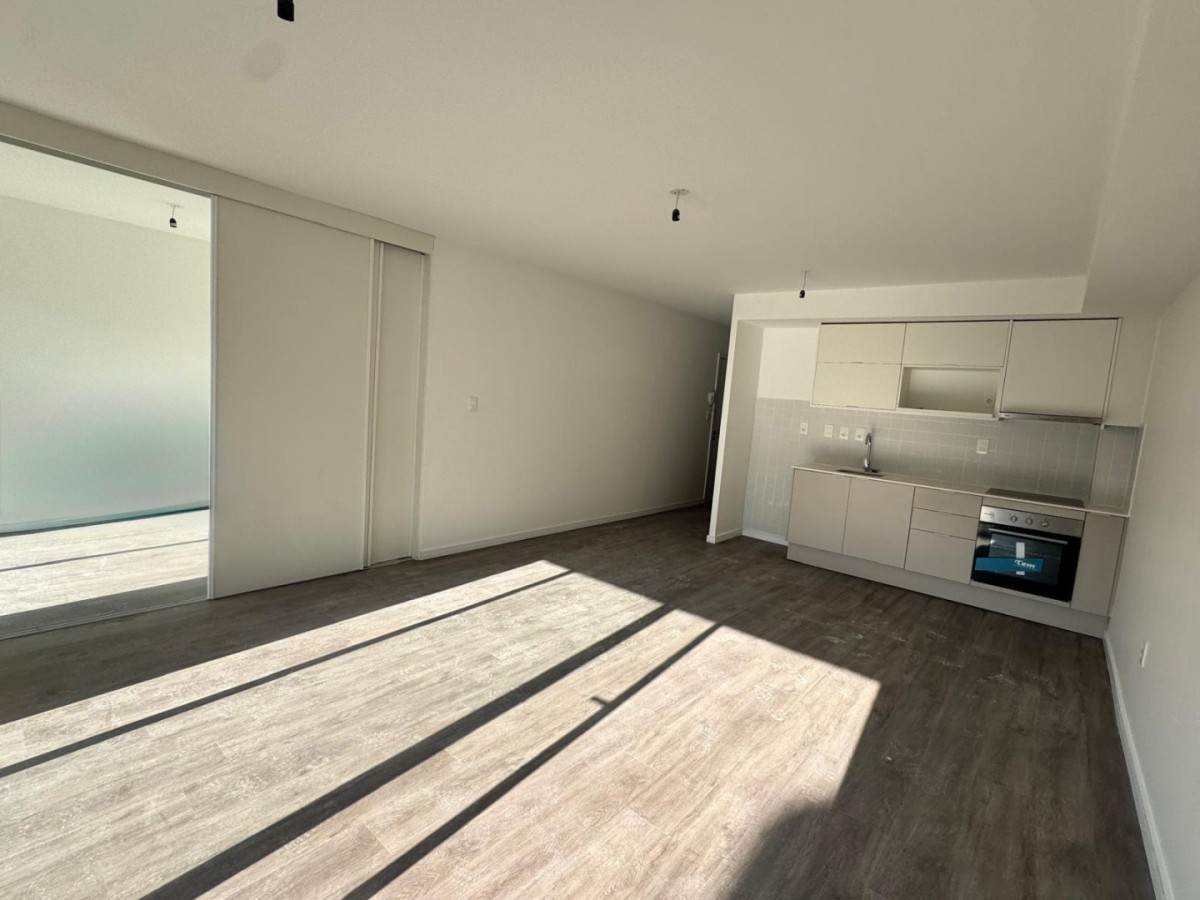 APARTAMENTO A ESTRENAR EN VENTA 3 DORMITORIOS TRES CRUCES