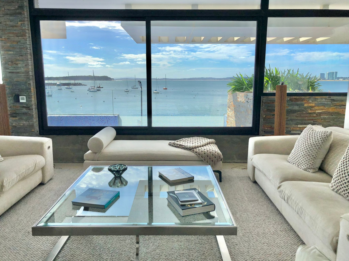 Apartamento en venta y alquiler en el puerto de Punta del Este