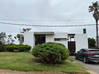 CASA EN VENTA Y ALQUILER EN EL CHORRO 