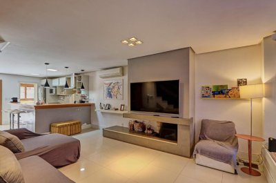 Casa completa em condomínio fechado Z. Sul