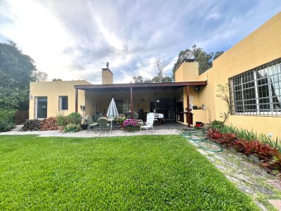 Casa en venta en Rincon del Indio, Punta del Este.