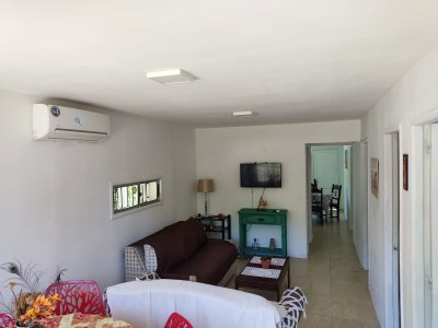 Casa en alquiler anual La Barra