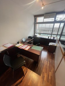 Oficina en venta centro de Montevideo.