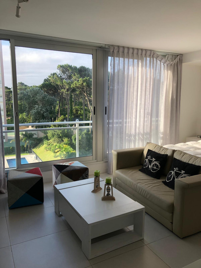 Comodo monoambiente en Venta 