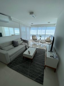 APARTAMENTO CON ESPECTACULAR VISTA AL MAR PLAYA BRAVA