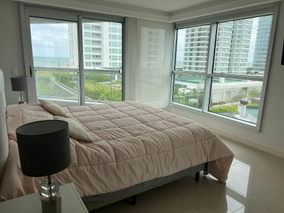 Estupendo apartamento con vistas