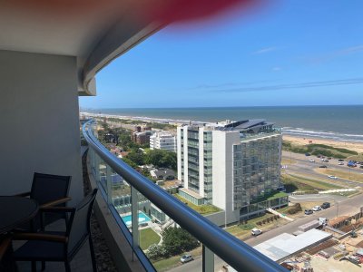 Apartamento con excelente vista al mar 